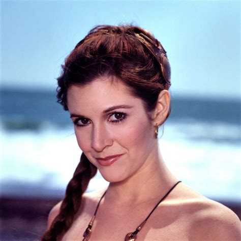 carrie fisher sexy photos|Carrie Fisher stuns in gold bikini from Star Wars。